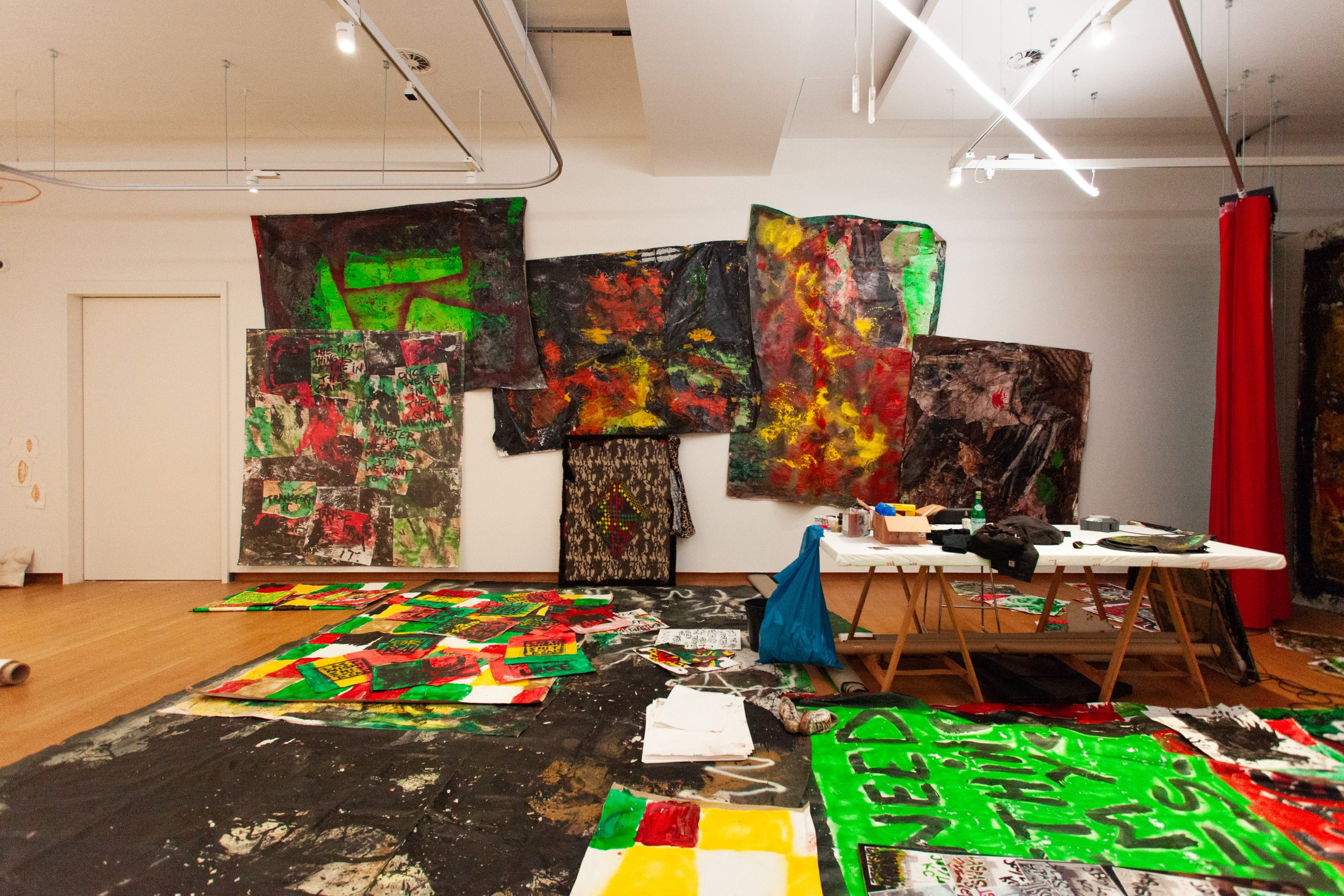 Marcel van den Berg: Process during Manifestation #8 To Be Determined